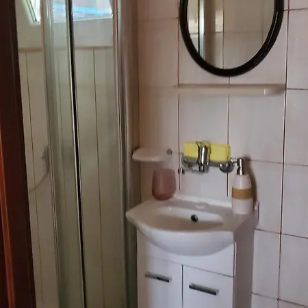 Aldona Homestay szállás *
